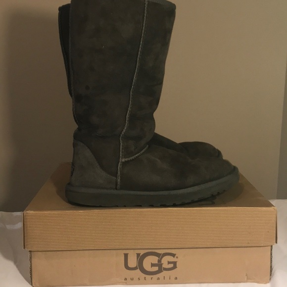 Authentic Gray Tall Uggs - Picture 2 of 8